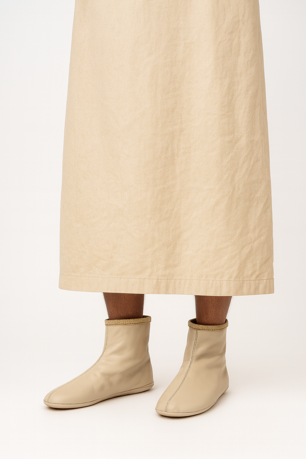 Al saalihin  - Khouffs (chaussettes) Beige 100 % Cuir